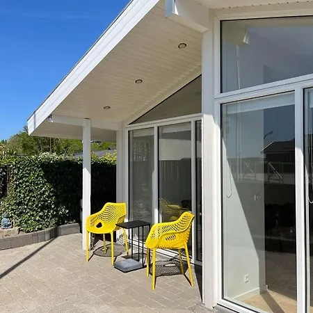 Σπίτι διακοπών Newly Renovated Summer House 40 M From The Water Haderslev